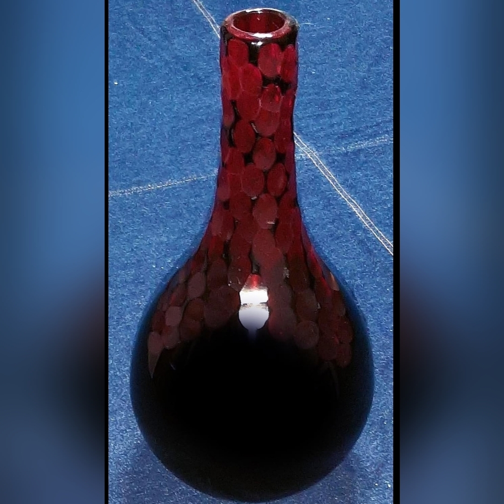 Beautiful Holiday Red Black Blown Glass Jeannie Style Bottle